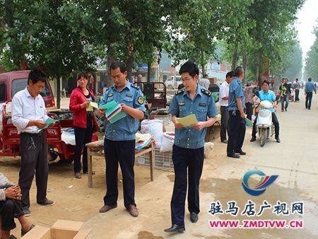 正陽(yáng)：確?！叭摹鞭r(nóng)村公路暢通