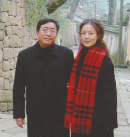 余秋雨談寫作秘訣：努力不當官，時間才會充裕