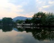 宏村，是一座江南小鎮(zhèn)，被譽(yù)為