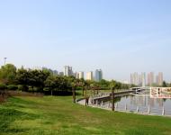 創(chuàng)建全國(guó)文明城市、國(guó)家衛(wèi)生城市需要廣大市民的共同參與。