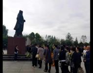 弘揚(yáng)烈士精神，緬懷烈士功績(jī)。