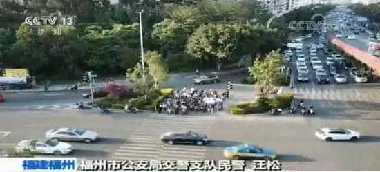 央視：自行車在機動車夾縫生存 誰侵犯了你的路權(quán)？