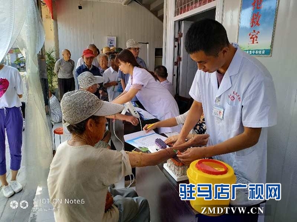 開發(fā)區(qū)民政局對全區(qū)131位特困供養(yǎng)人員開展健康體檢。
