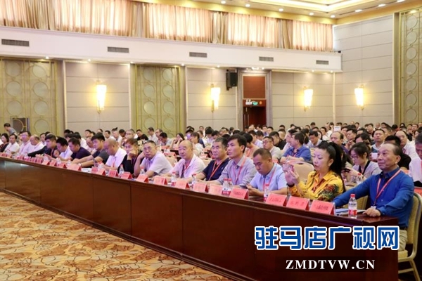 第二十一屆 中國(guó)農(nóng)加工洽談會(huì) 貧困地區(qū)特色農(nóng)產(chǎn)品推介活動(dòng)舉行