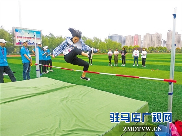 駐馬店技師學(xué)院隆重舉行第二屆運(yùn)動(dòng)會(huì)