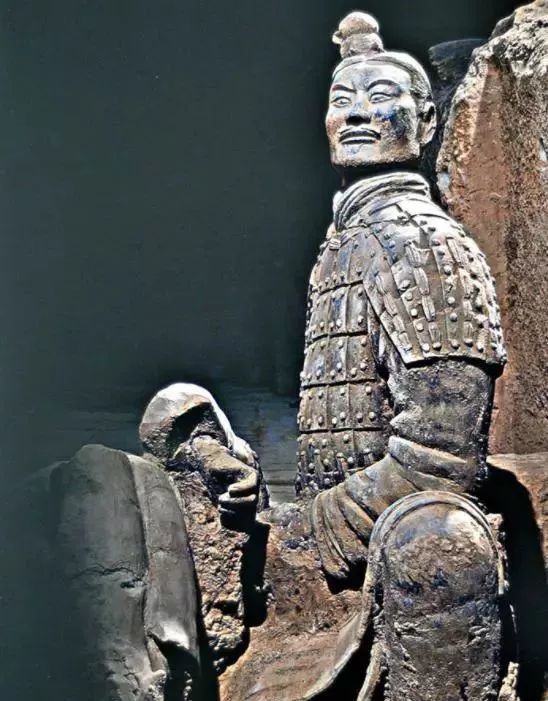 1974年的兵馬俑復(fù)活事件是真是假？兵馬俑真的是用活人燒出來(lái)的嗎 