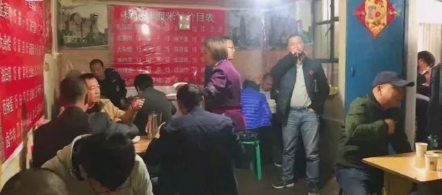 深夜食堂：攢勁弟弟帶你吃！烏魯木齊十大經(jīng)典拌面館，咱新疆人就好這口... 