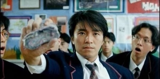周星馳：表面是個(gè)搞笑明星，背地里卻是......