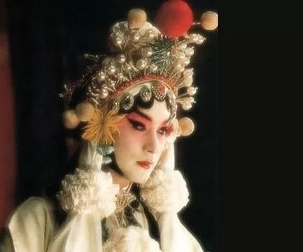 明星的宿命：被萬千寵愛，受萬千傷害