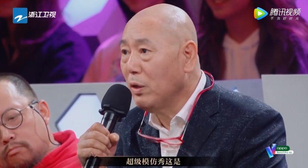 懟大導(dǎo)演、批評(píng)名演員，太不體面！但他是一個(gè)講真話的孤獨(dú)者 