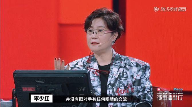 懟大導(dǎo)演、批評(píng)名演員，太不體面！但他是一個(gè)講真話的孤獨(dú)者 