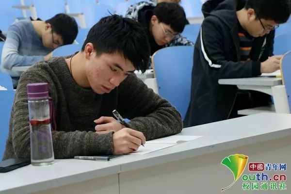 高校連續(xù)五年開(kāi)誠(chéng)信考場(chǎng)，236門(mén)考試無(wú)人監(jiān)考