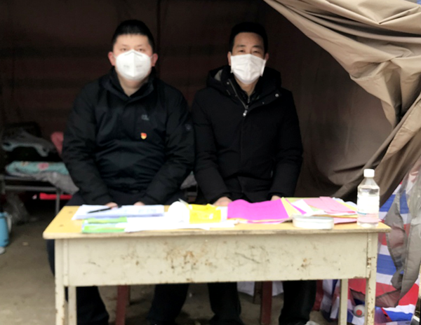 黨有號(hào)召，團(tuán)有行動(dòng) 團(tuán)市委機(jī)關(guān)黨員走上防疫第一線