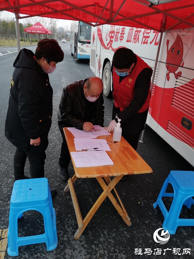 獻血救人“疫”不容辭，新蔡縣727人參與無償獻血