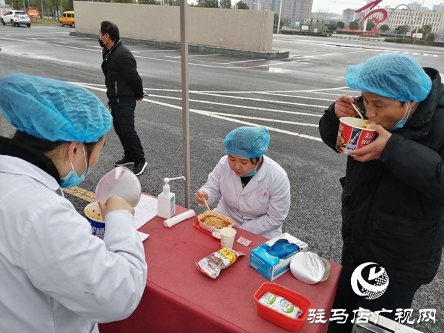獻血救人“疫”不容辭，新蔡縣727人參與無償獻血