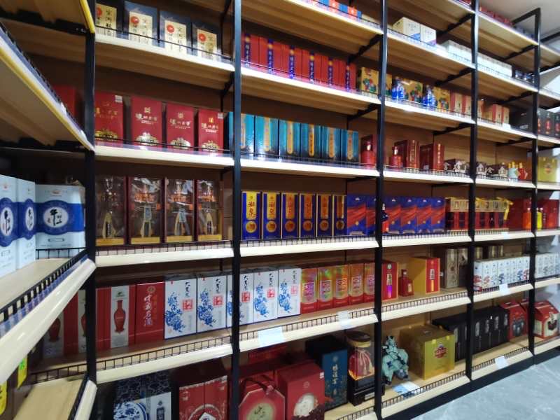 天翼傳大愛，聚力暖人心！天翼商貿(mào)美酒文化體驗(yàn)館開業(yè)現(xiàn)場溫情上演公益慈善拍賣