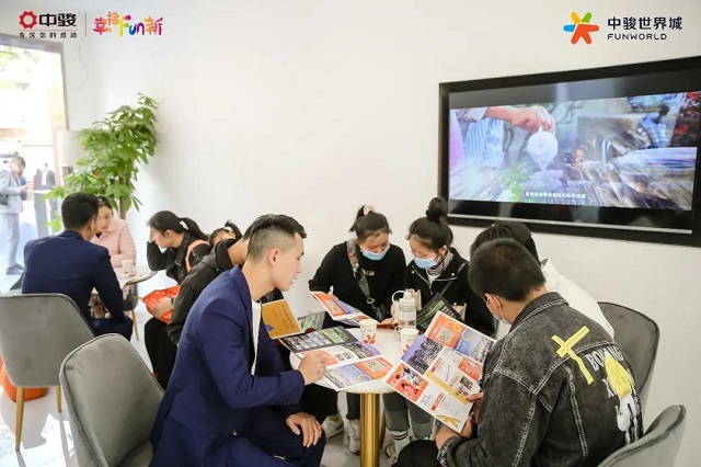 紅動天中，千人到場！中駿世界城展廳開放盛況空前！