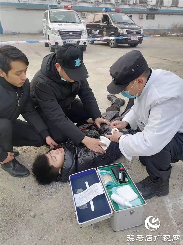 練為戰(zhàn)！平輿縣公安局特巡警大隊開展反恐防暴實戰(zhàn)演練