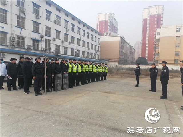 練為戰(zhàn)！平輿縣公安局特巡警大隊開展反恐防暴實戰(zhàn)演練