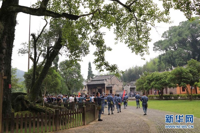 鐘華論：風雨蒼黃百年路，高歌奮進新征程——從黨史學習教育中汲取智慧力量 