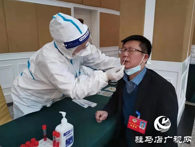 懷揣良策 肩負使命！出席市政協(xié)四屆六次會議的委員們陸續(xù)報到