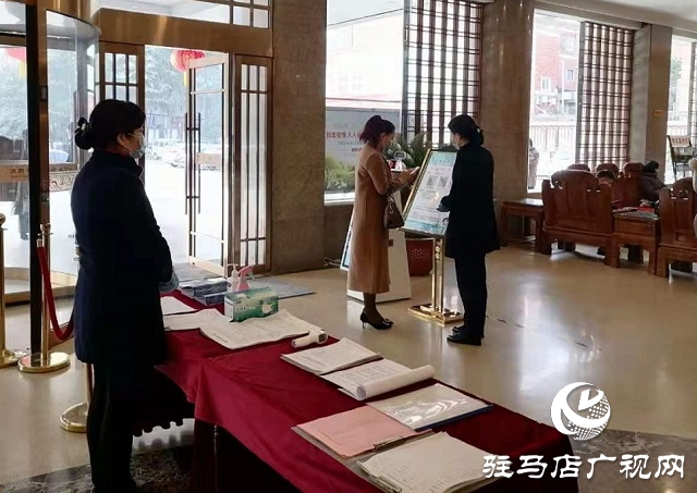 懷揣良策 肩負使命！出席市政協(xié)四屆六次會議的委員們陸續(xù)報到