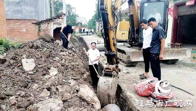 確山縣雙河鎮(zhèn)：學黨史 辦實事 解決群眾排污難