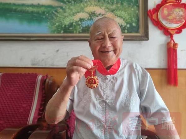 不忘初心|九旬老黨員用行動詮釋“我是一名共產黨員”