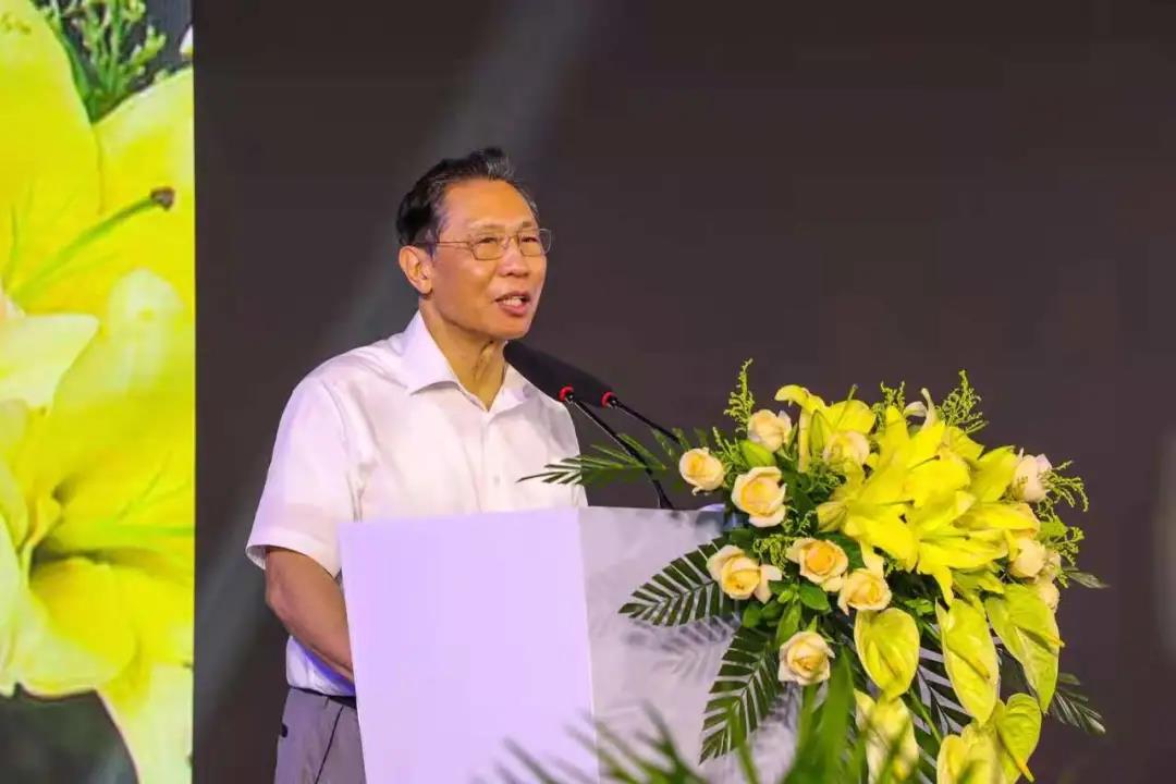 你關(guān)心的疫情問題，鐘南山給出最新研判