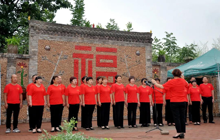 河南這些鄉(xiāng)村有了大變化！ 產(chǎn)業(yè)興、農(nóng)村美、農(nóng)民富的美麗畫卷正徐徐展開