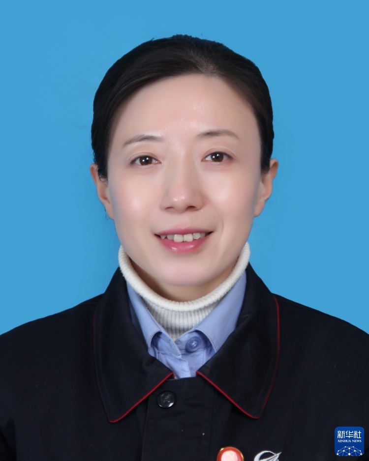 奮斗百年路 啟航新征程·中國(guó)共產(chǎn)黨人的精神譜系｜愛崗敬業(yè)、爭(zhēng)創(chuàng)一流——?jiǎng)谀＞袷鲈u(píng)