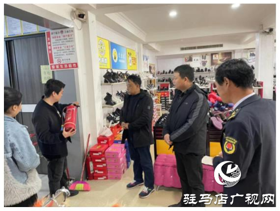 平輿縣玉皇廟鄉(xiāng)開展安全穩(wěn)定“大走訪大調研大排查大化解”活動