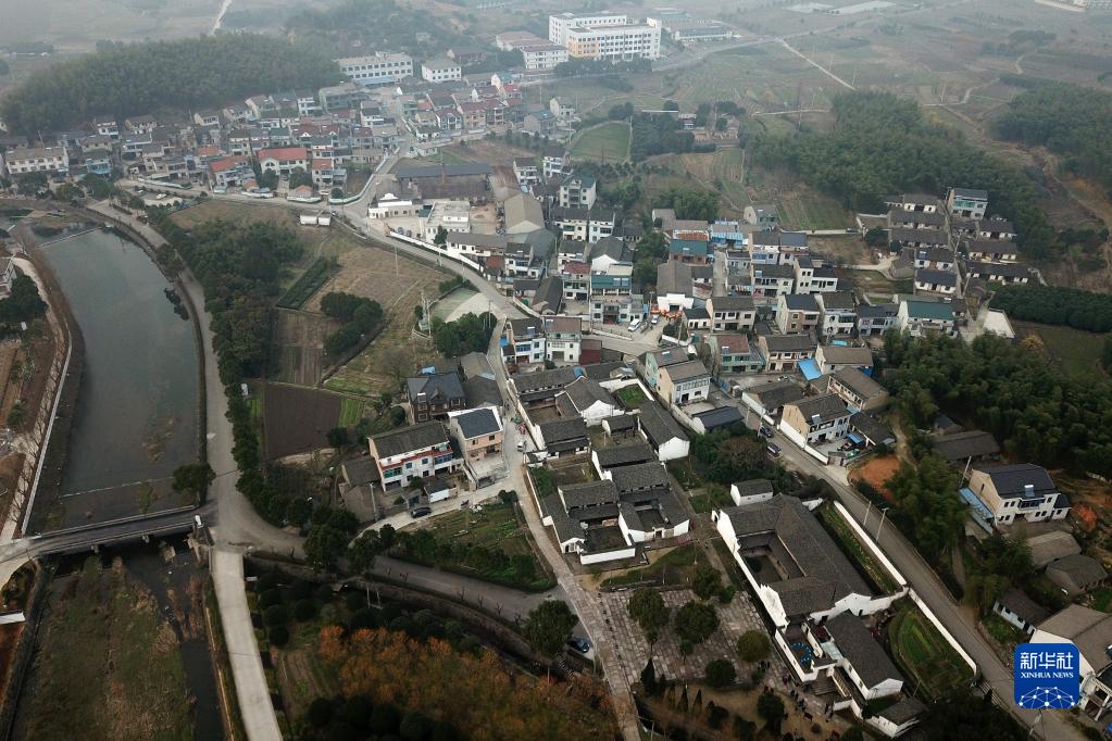 奮斗百年路 啟航新征程·中國共產(chǎn)黨人的精神譜系丨偉大覺醒、偉大革命——改革開放精神述評