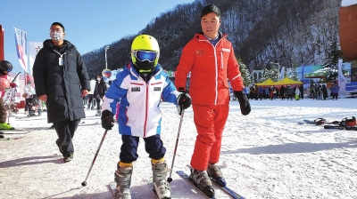 河南人游河南 本地游溫暖中國(guó)年