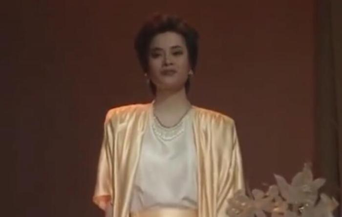 央視春晚馬上40年，我們看著看著就長大了……