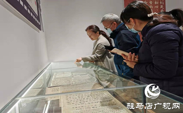 驛城區(qū)檔案館開展“走進(jìn)檔案館 感受蘭臺墨香”檔案開放日活動