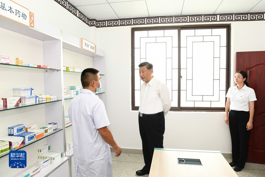 習(xí)近平在四川考察時強調(diào) 深入貫徹新發(fā)展理念主動融入新發(fā)展格局 在新的征程上奮力譜寫四川發(fā)展新篇章