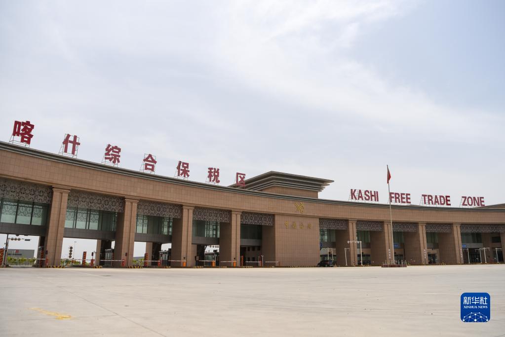 情滿天山處處春——沿著總書(shū)記的足跡之新疆篇