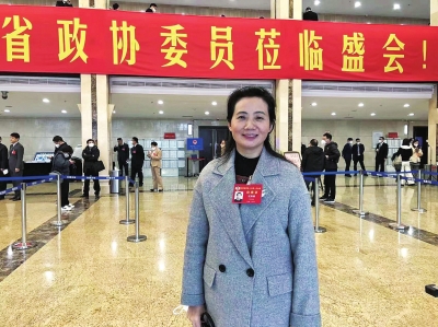 到2025年河南糧食生產(chǎn)要達(dá)到1400億斤…… 扛農(nóng)業(yè)大省責(zé)任，他們有話說