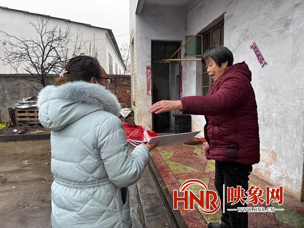 駐馬店市驛城區(qū)朱古洞鄉(xiāng)：送‘?！M(jìn)鄉(xiāng)村 年味暖人心