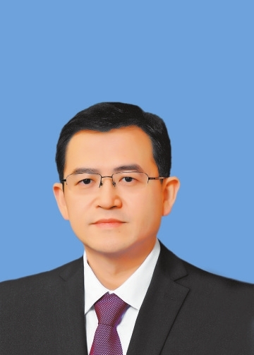 全力以赴拼經(jīng)濟(jì) 奮勇爭(zhēng)先挑大梁
