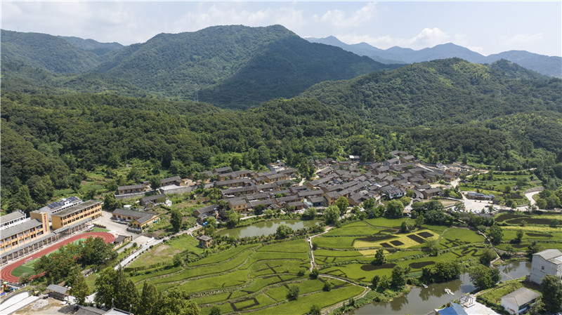 “星光豫亮 精神長青”系列調研報告之四 | 紅旗永矗大別山