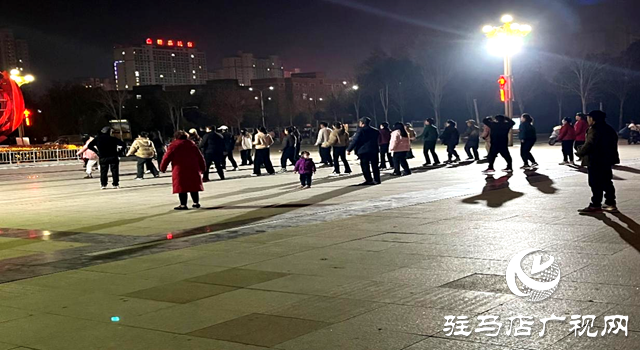廣場噪音惹人煩，熱線辦協(xié)調解決