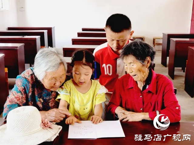 遂平縣玉山鎮(zhèn)吳寨村：書(shū)香潤(rùn)?quán)l(xiāng)村 文化促振興