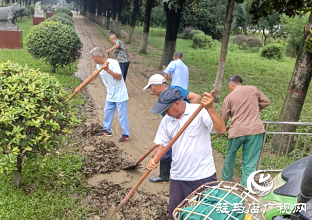 遂平縣園林綠化中心：扎實(shí)開展防汛清淤 營(yíng)造良好休閑環(huán)境