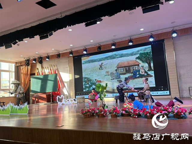 駐馬店實(shí)驗(yàn)小學(xué)：精彩“劇”現(xiàn) 書(shū)香滿(mǎn)園