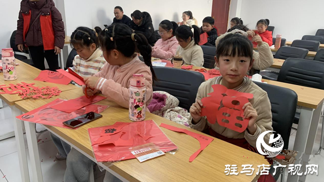 新蔡縣：書(shū)香為伴 迎接新年