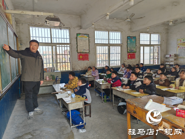 閃光的平凡||白冰：16年堅持獻血9200毫升 獲全國無償獻血奉獻獎金獎