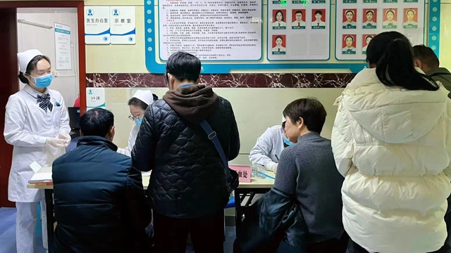 送醫(yī)送暖，共筑肝膽健康防線——駐馬店市中醫(yī)院開展愛肝日義診活動(dòng)