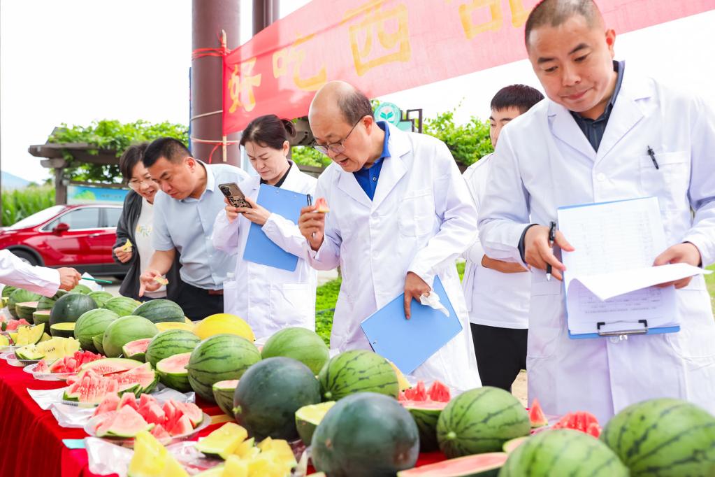 中國(guó)人的“吃瓜自由”，底氣越來(lái)越足